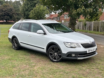 Used Skoda Superb 2014 for sale - 75760914: Photo