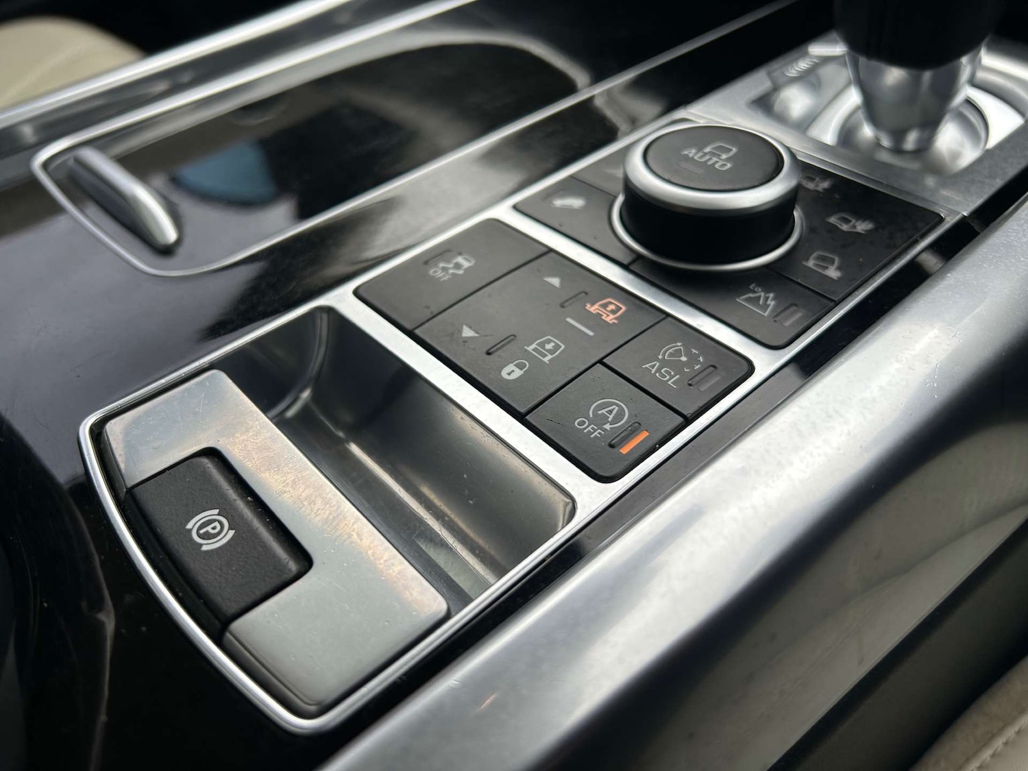 Used Land Rover Range Rover Sport 2015 for sale - 78225852: Photo 39