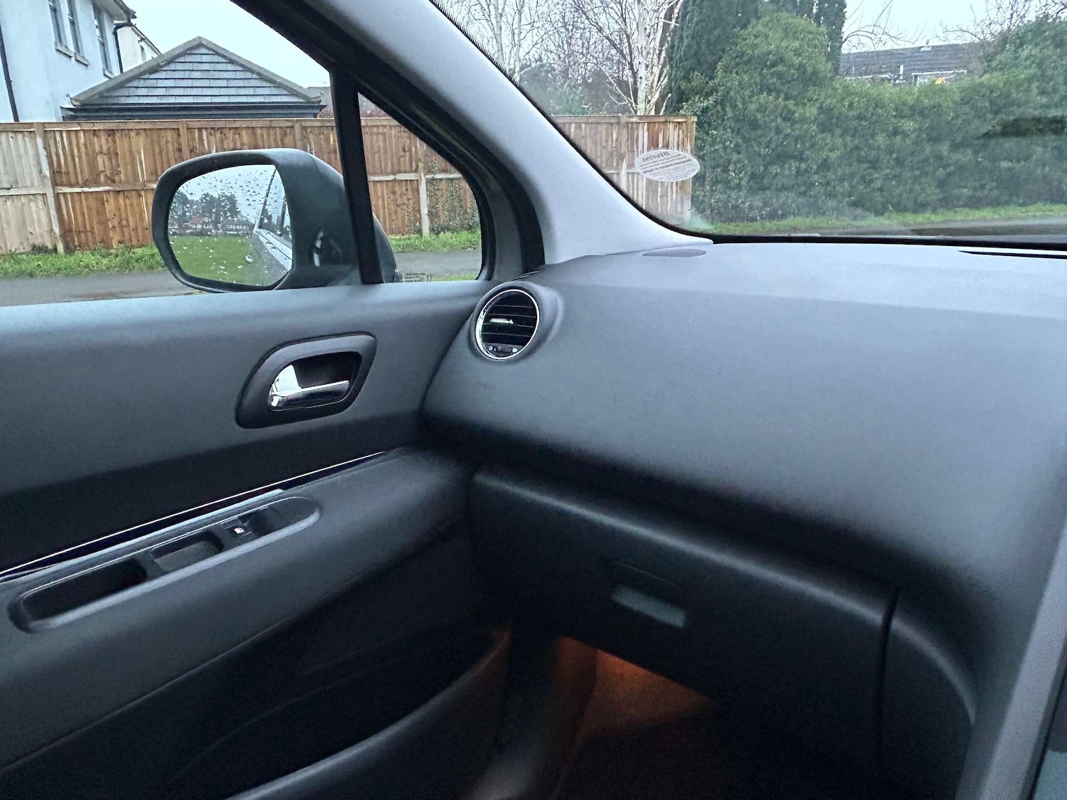 Used Peugeot 5008 2015 for sale - 77621893: Photo 27