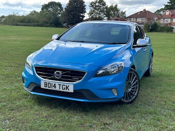 Used Volvo V40 2014 for sale - 75822773: Photo