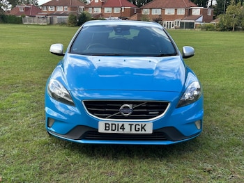 Used Volvo V40 2014 for sale - 75822773: Photo
