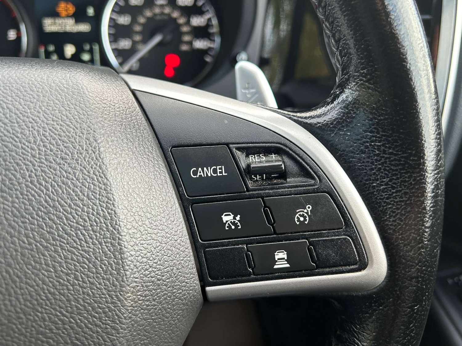 Used Mitsubishi Outlander 2014 for sale - 76356036: Photo 40