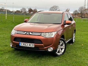 Mitsubishi - Outlander