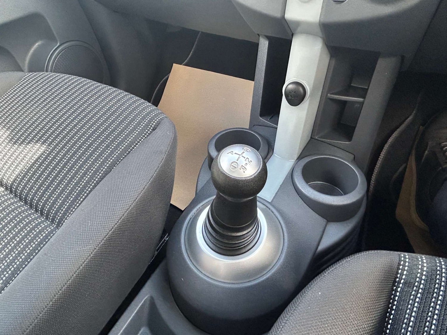 Used Mitsubishi Colt 2008 for sale - 76601048: Photo 31