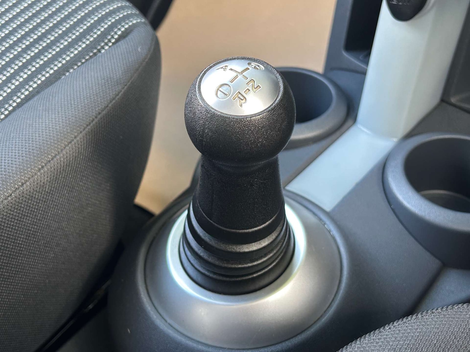 Used Mitsubishi Colt 2008 for sale - 76601048: Photo 33