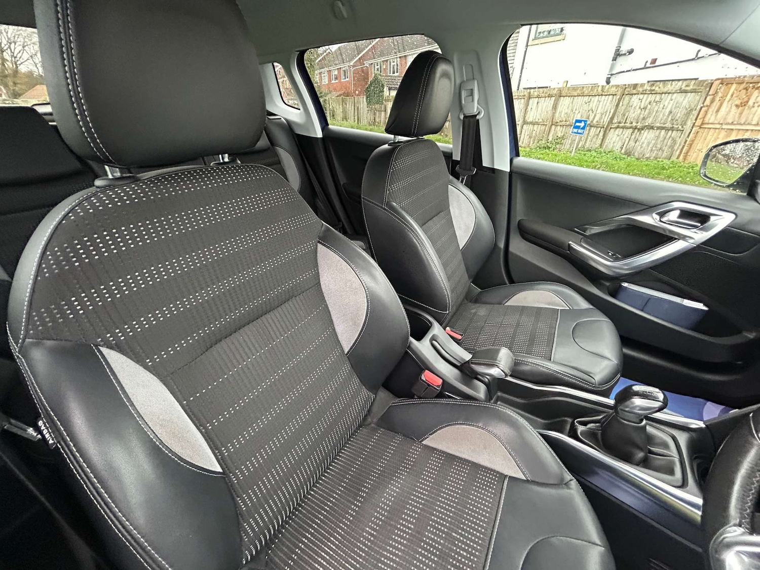 Used Peugeot 2008 2014 for sale - 76720461: Photo 24