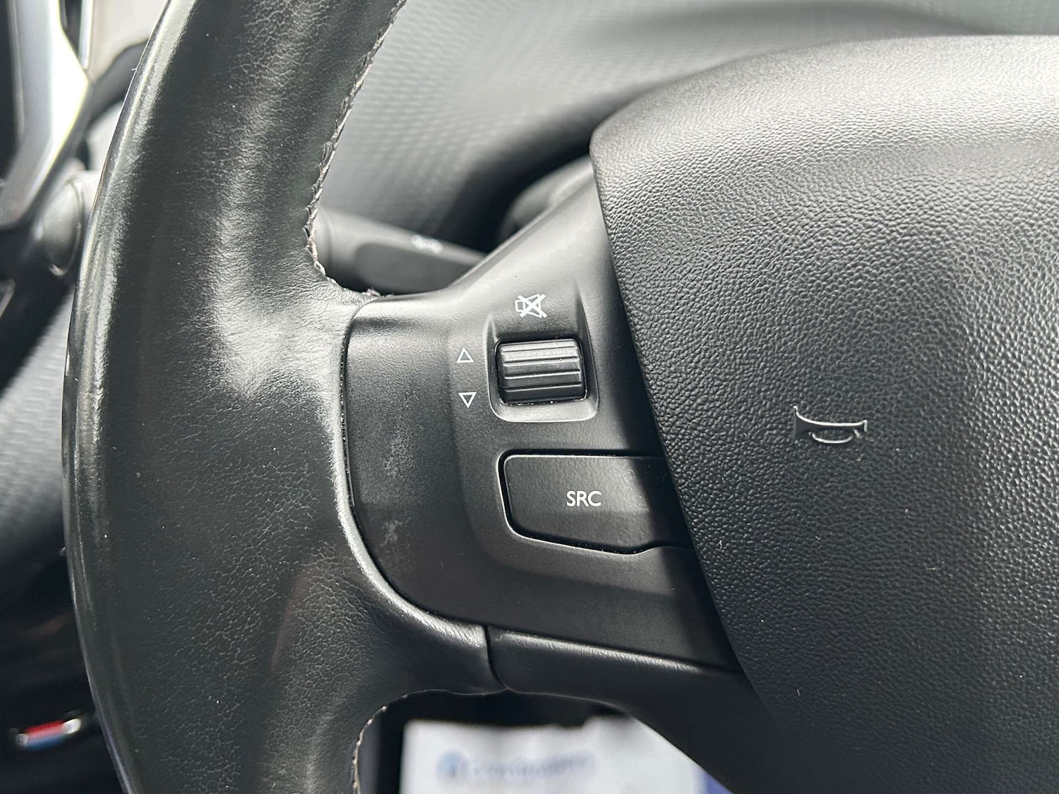 Used Peugeot 2008 2014 for sale - 76720461: Photo 36