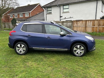 Used Peugeot 2008 2014 for sale - 76720461: Photo