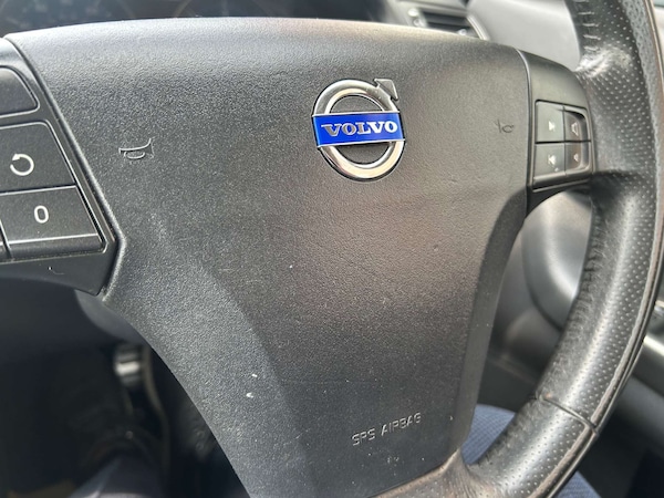 Used Volvo C30 2011 for sale - 76277868: Photo 34