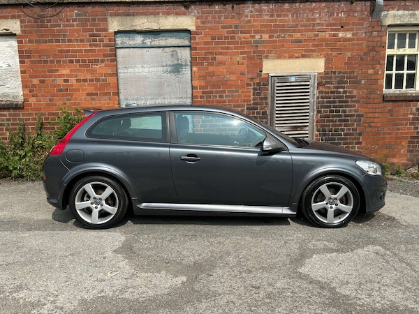Used Volvo C30 2011 for sale - 76277868: Photo 4
