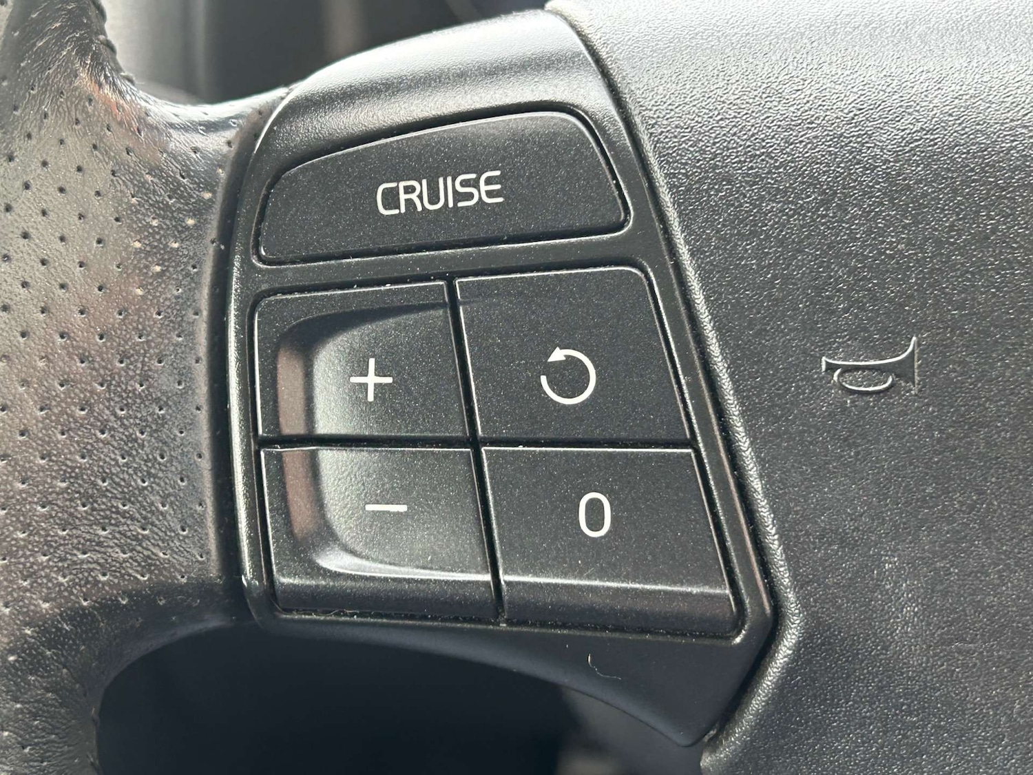 Used Volvo C30 2011 for sale - 76600574: Photo 33