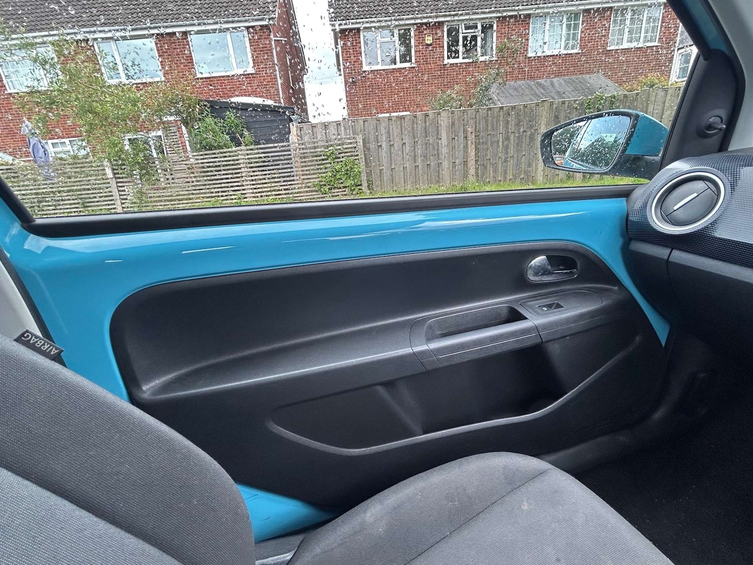 Used Volkswagen up! 2016 for sale - 76600739: Photo 34