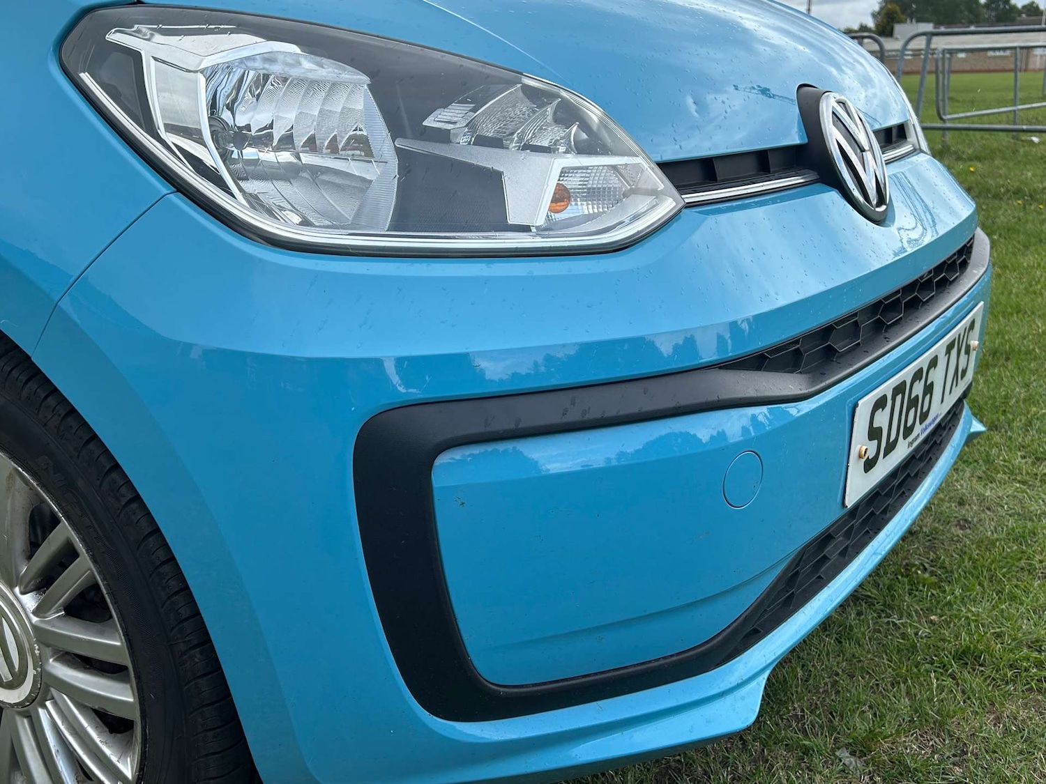 Used Volkswagen up! 2016 for sale - 76600739: Photo 9