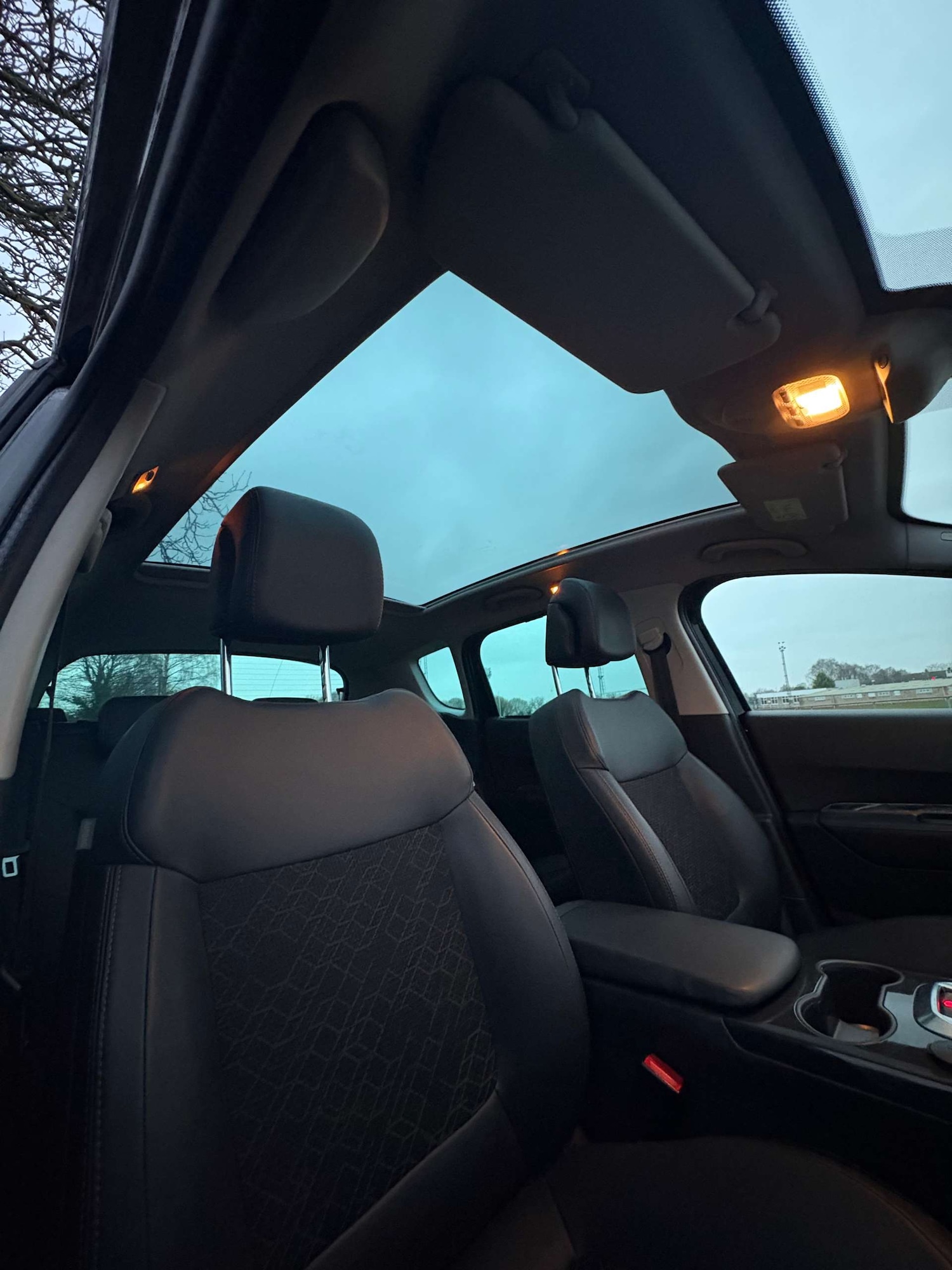 Used Peugeot 3008 2015 for sale - 77035668: Photo 19