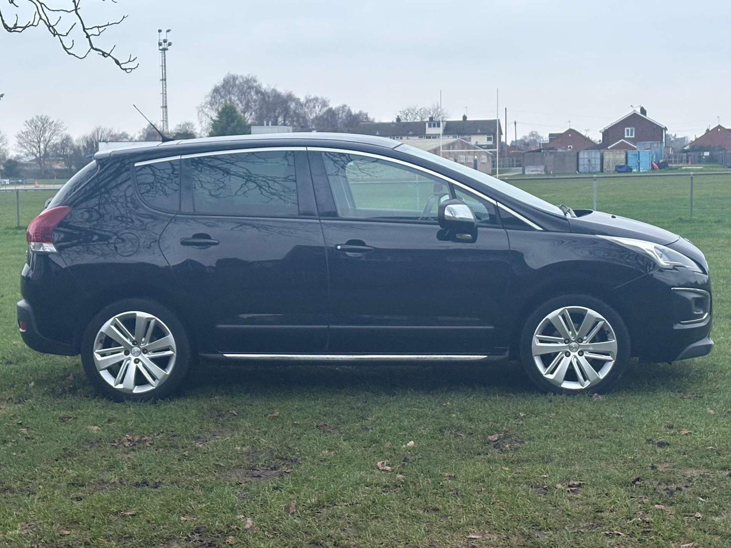 Used Peugeot 3008 2015 for sale - 77035668: Photo 4
