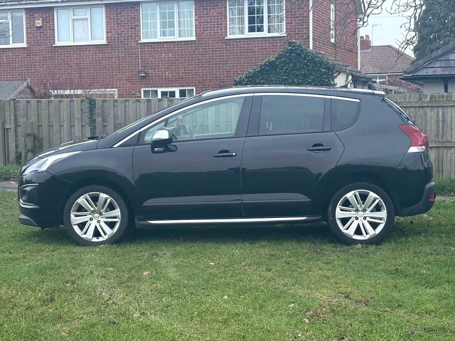 Used Peugeot 3008 2015 for sale - 77035668: Photo 8