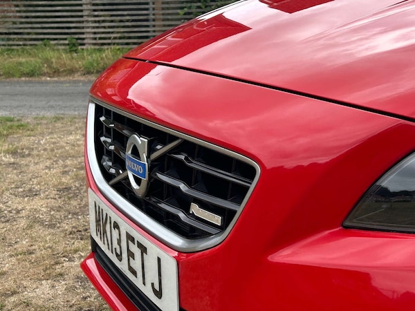 Used Volvo V40 2013 for sale - 76277876: Photo 10