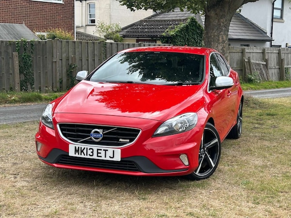 Used Volvo V40 2013 for sale - 76277876: Photo 1
