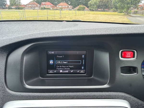 Used Volvo V40 2013 for sale - 76277876: Photo 29