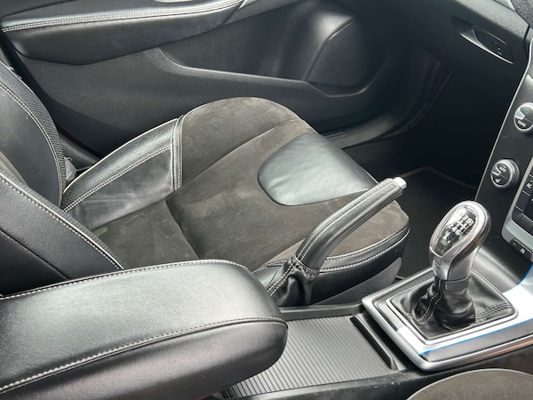 Used Volvo V40 2013 for sale - 76277876: Photo 32