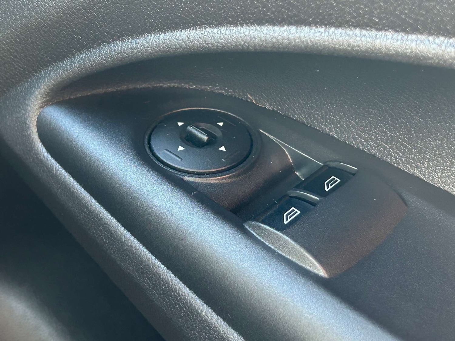 Used Ford Transit Connect 2014 for sale - 76363680: Photo 36