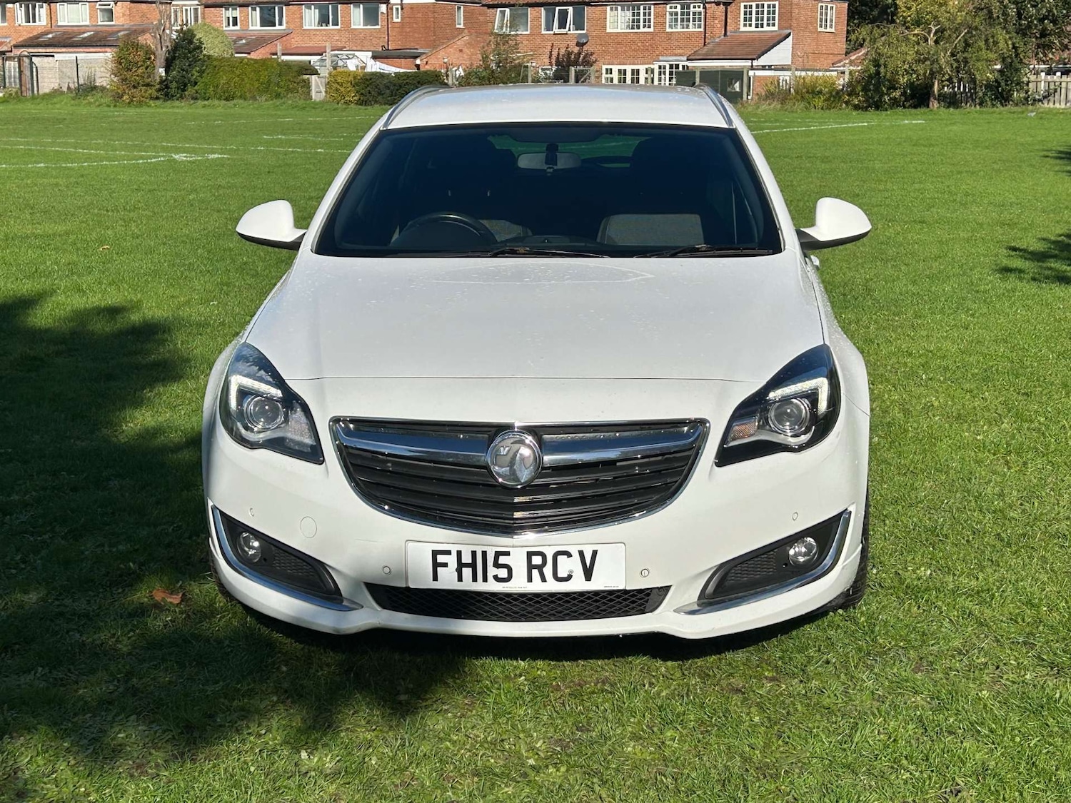 Used Vauxhall Insignia 2015 for sale - 76363882: Photo 2