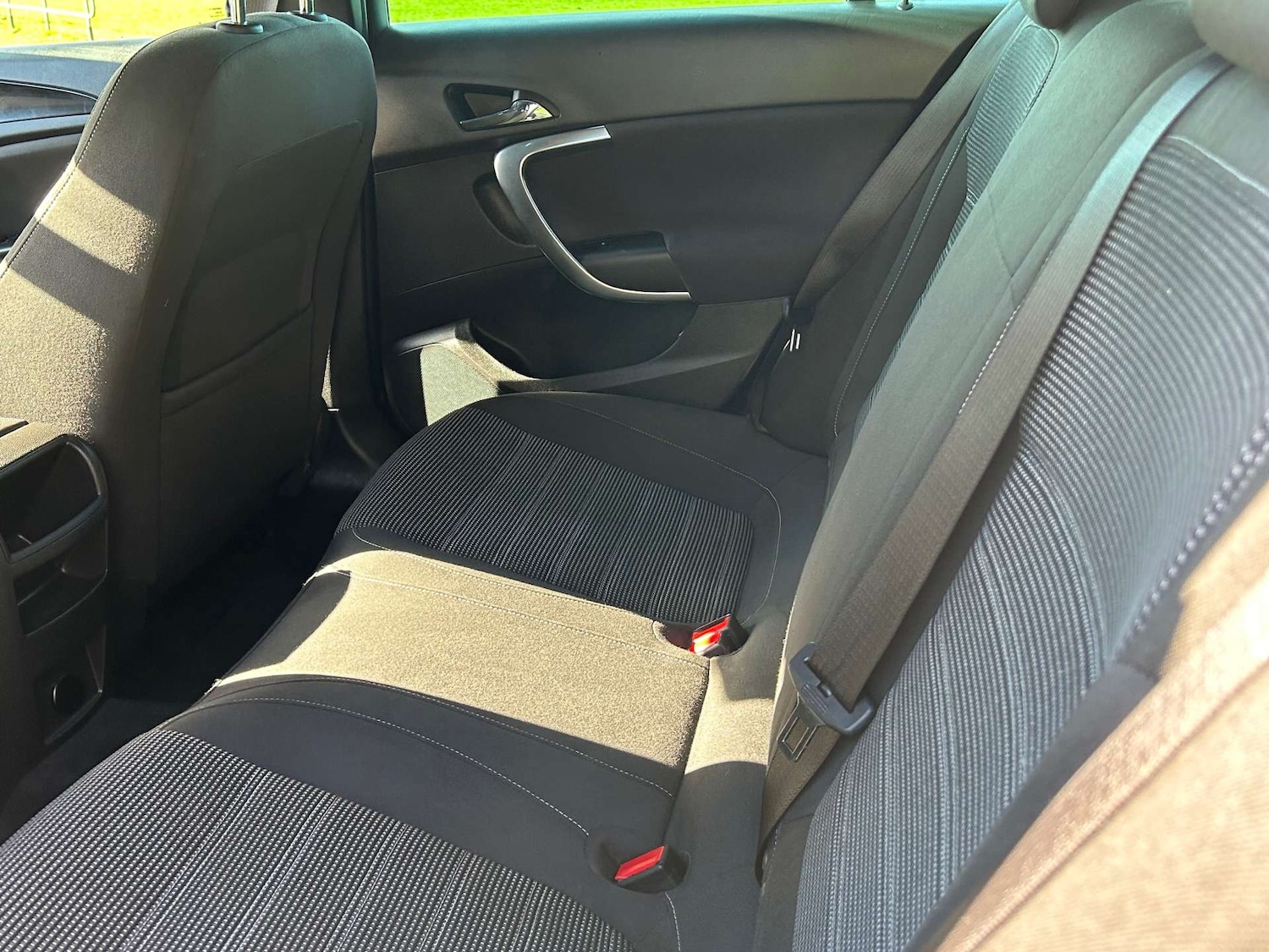 Used Vauxhall Insignia 2015 for sale - 76363882: Photo 28