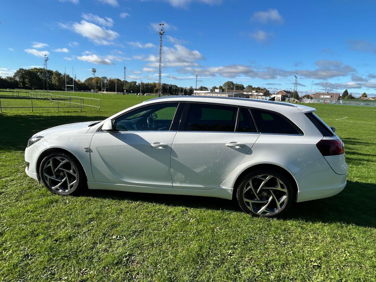 Used Vauxhall Insignia 2015 for sale - 76363882: Photo 8