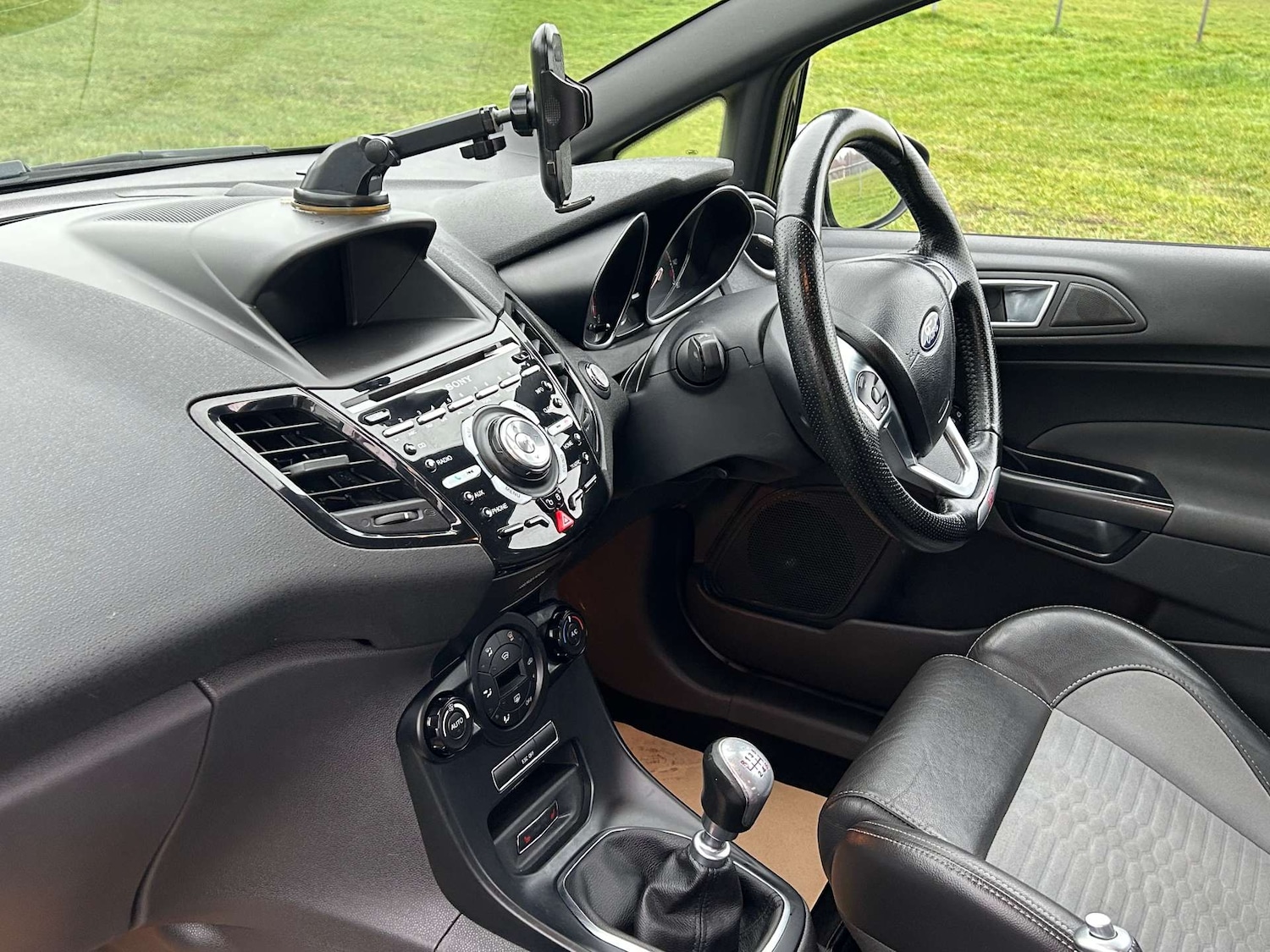 Used Ford Fiesta 2016 for sale - 77431928: Photo 28