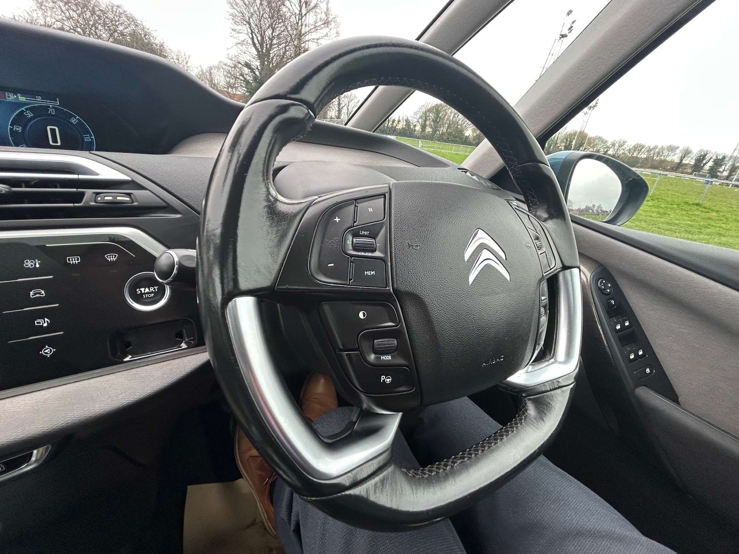 Used Citroen C4 Picasso 2014 for sale - 77606754: Photo 32