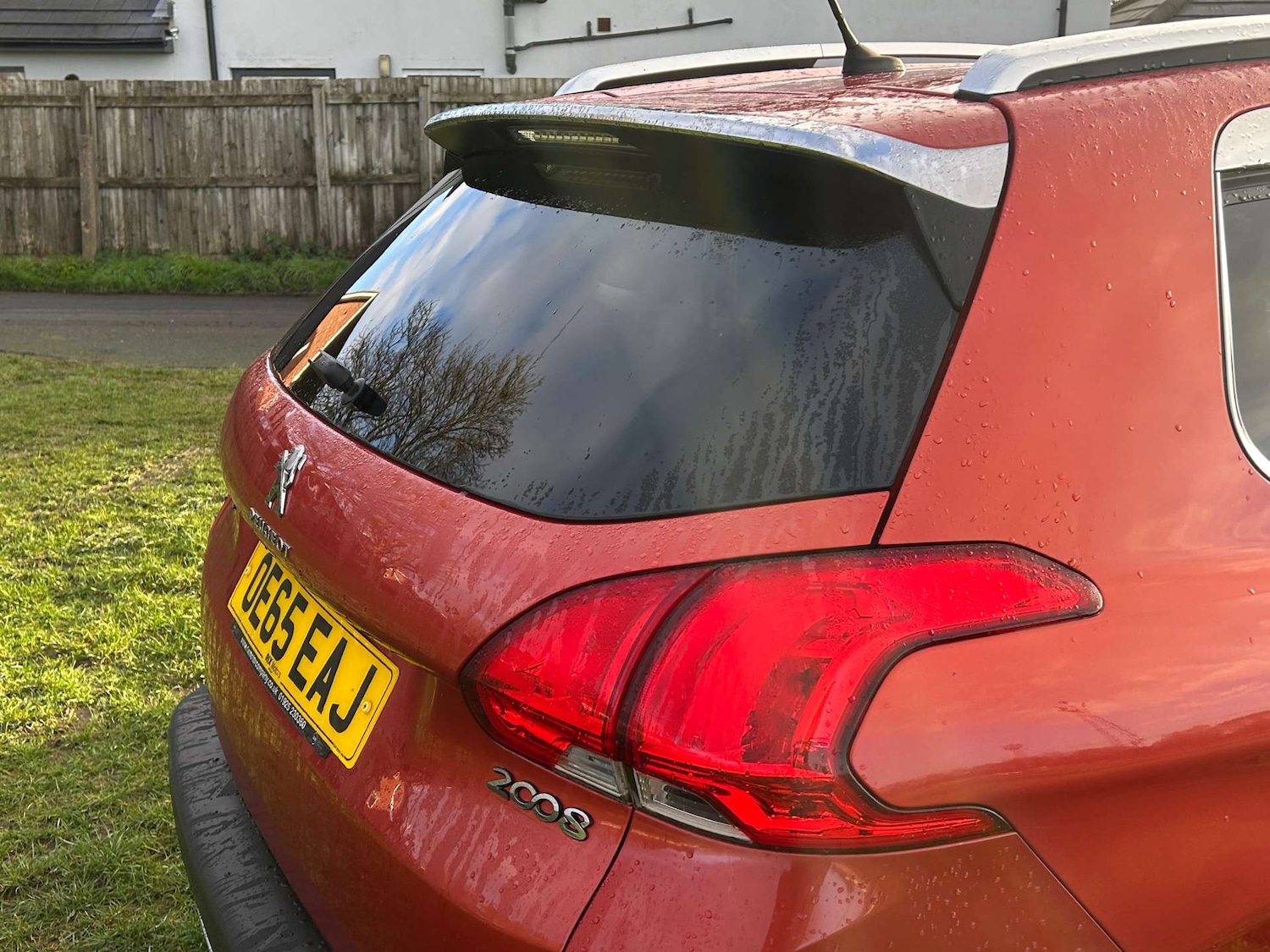 Used Peugeot 2008 2015 for sale - 76983879: Photo 15