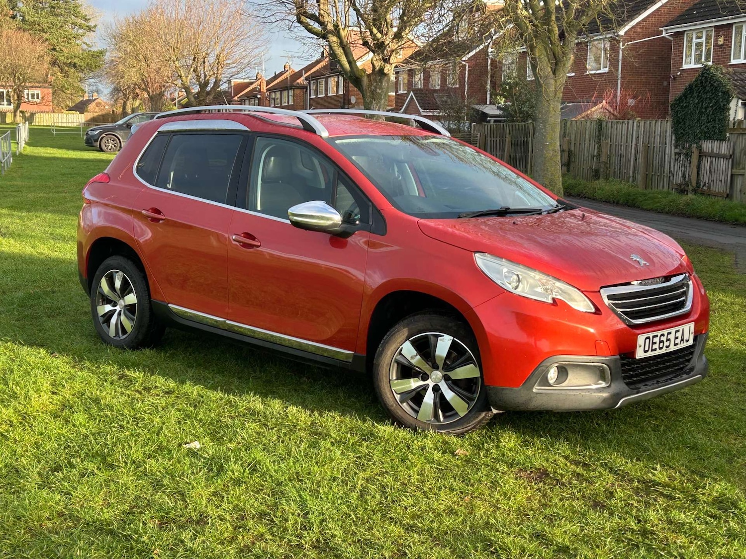 Used Peugeot 2008 2015 for sale - 76983879: Photo 3