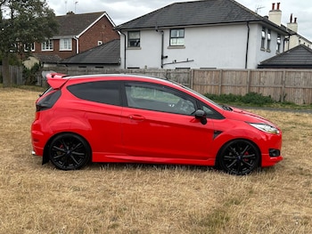 Used Ford Fiesta 2016 for sale - 79380653: Photo