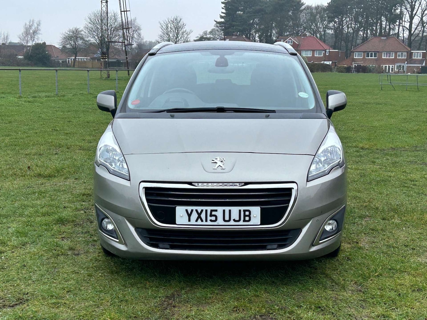 Used Peugeot 5008 2015 for sale - 77380636: Photo 2
