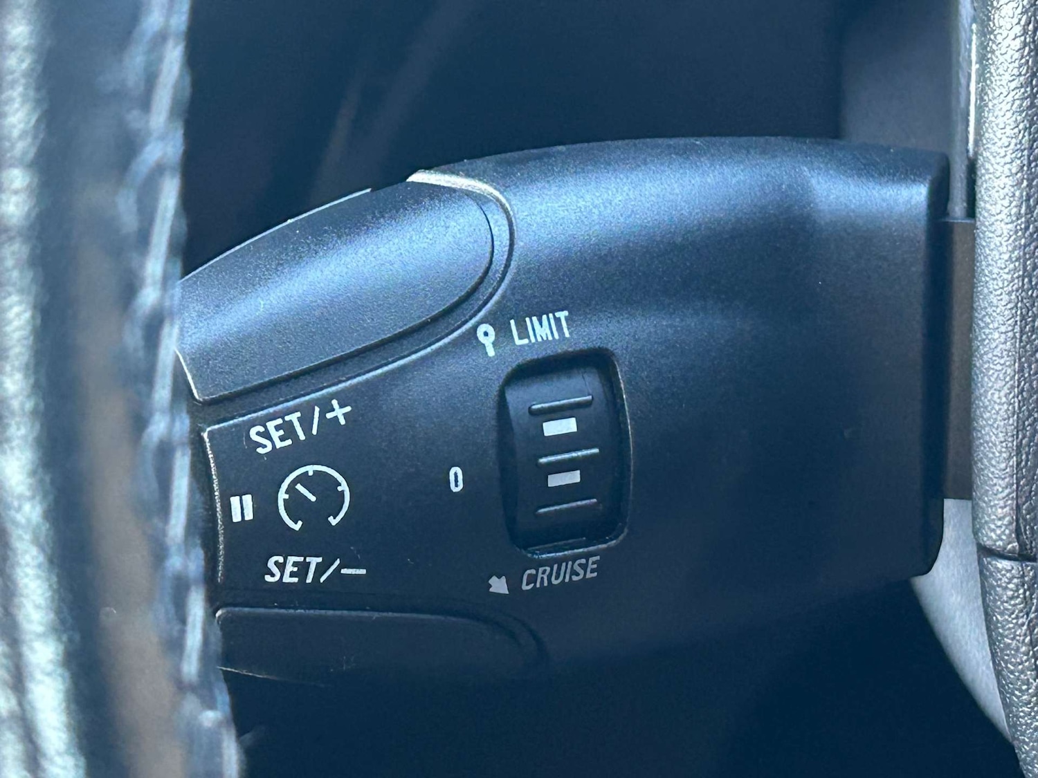 Used Peugeot 2008 2016 for sale - 77735005: Photo 34