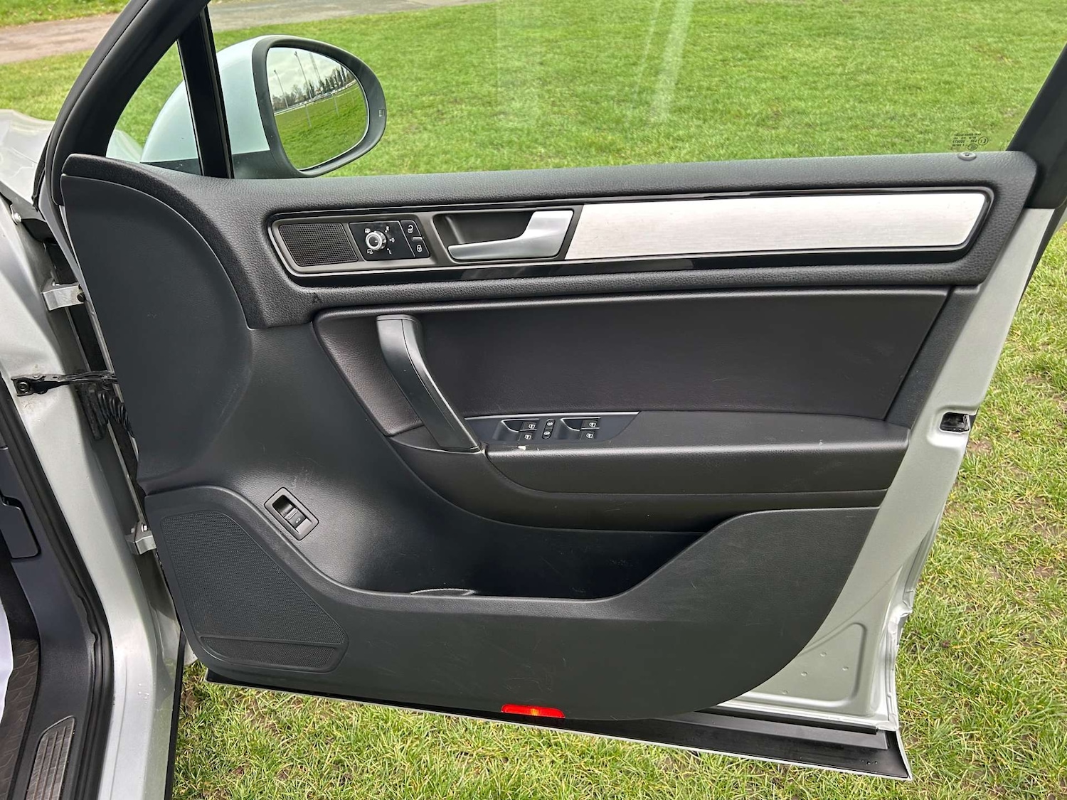 Used Volkswagen Touareg 2012 for sale - 77781040: Photo 14