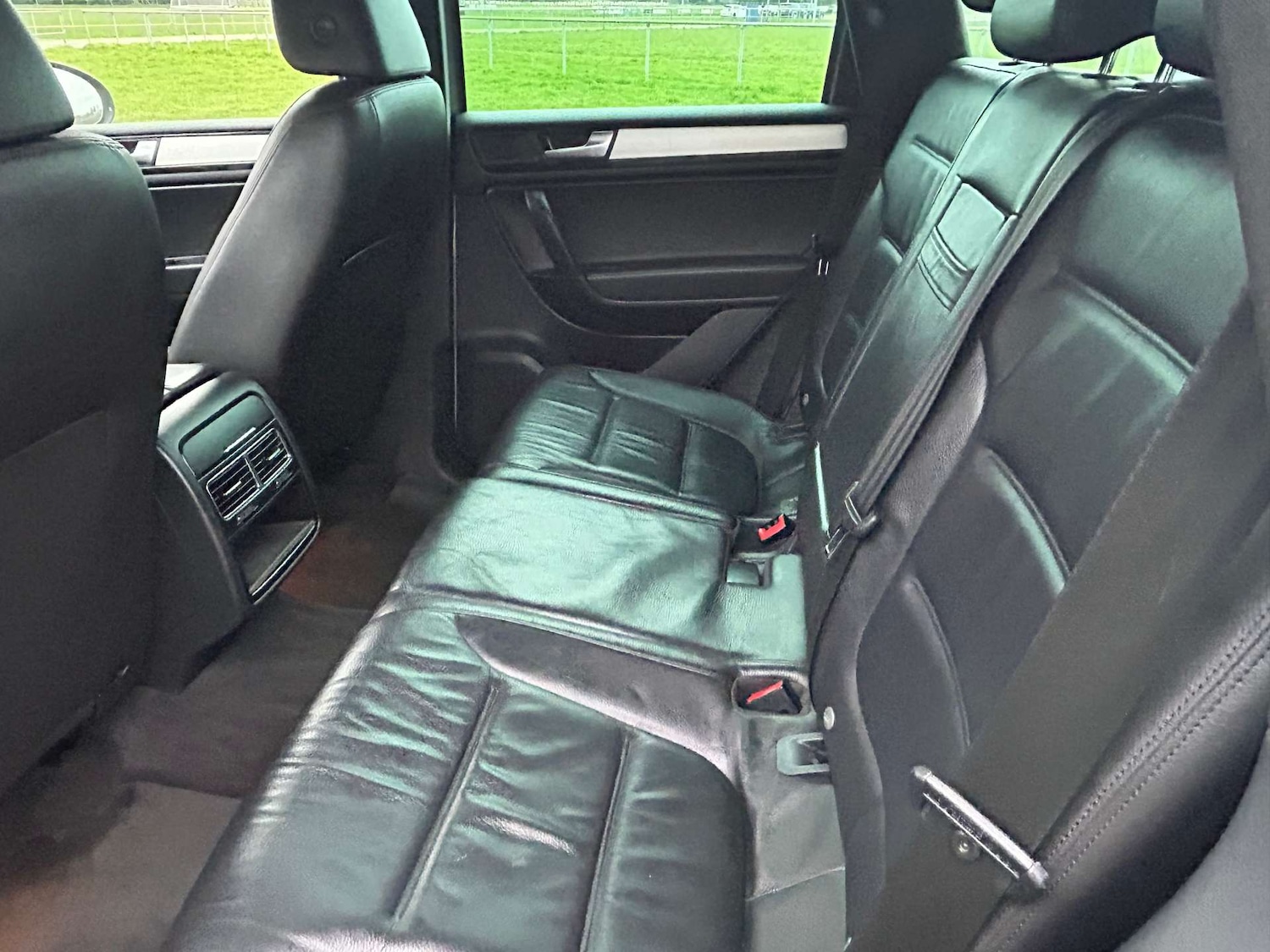 Used Volkswagen Touareg 2012 for sale - 77781040: Photo 29