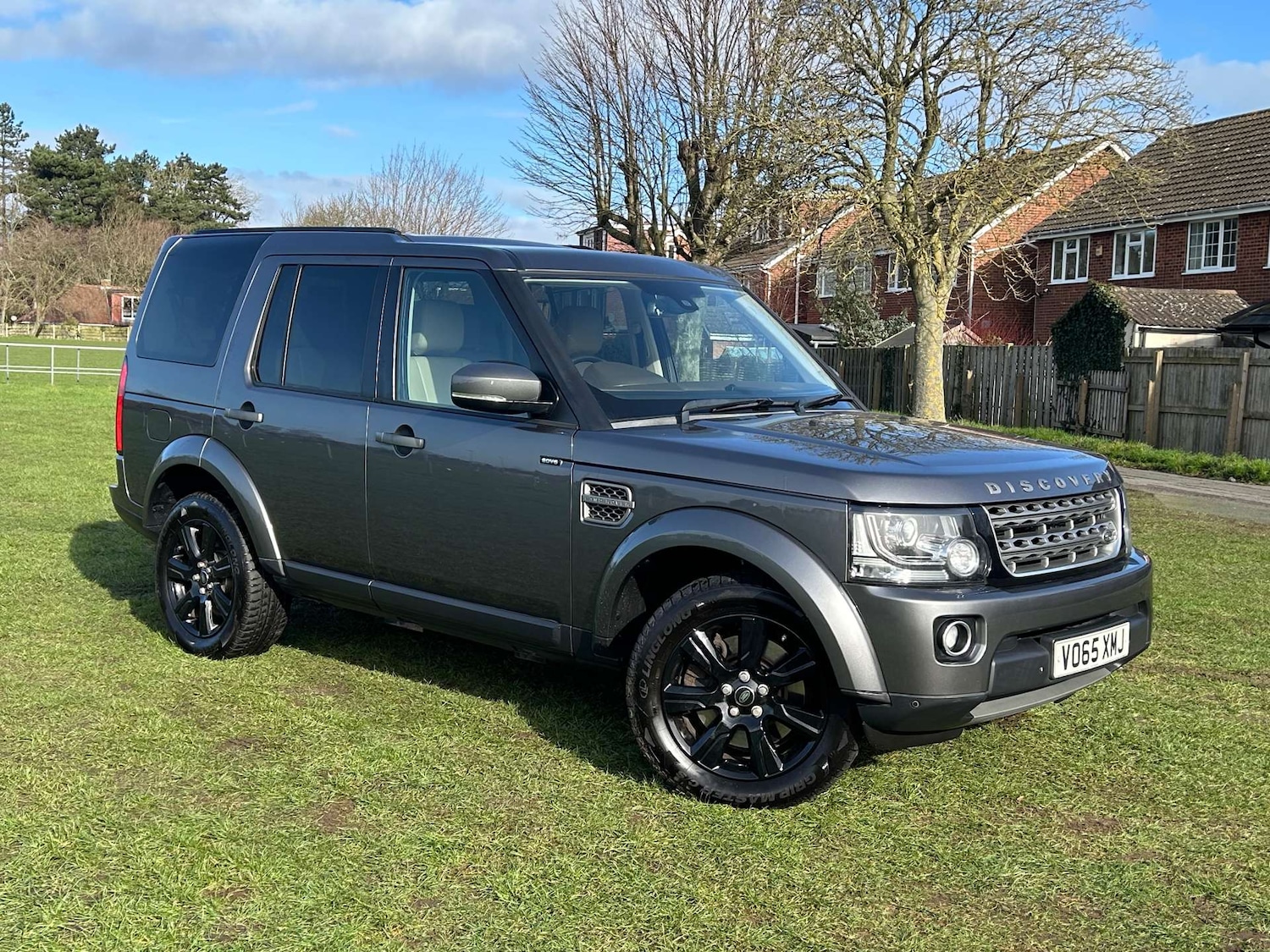 Used Land Rover Discovery 2015 for sale - 77529410: Photo 3