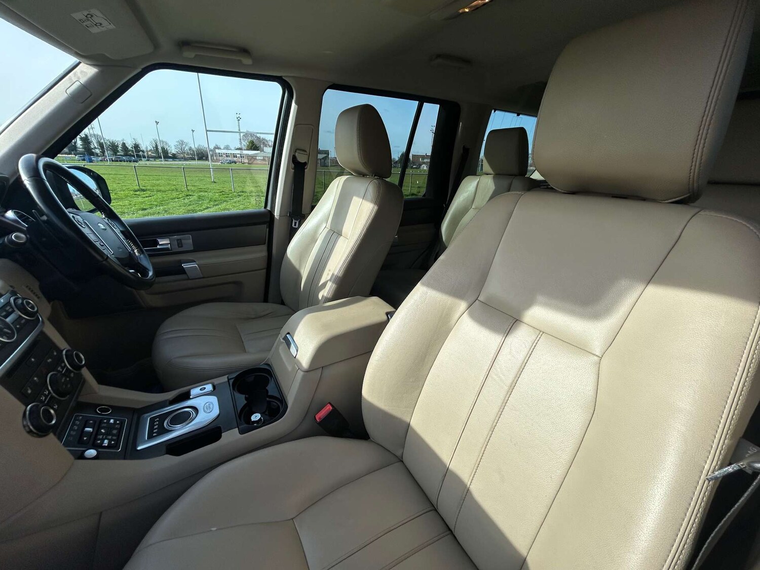 Used Land Rover Discovery 2015 for sale - 77529410: Photo 33