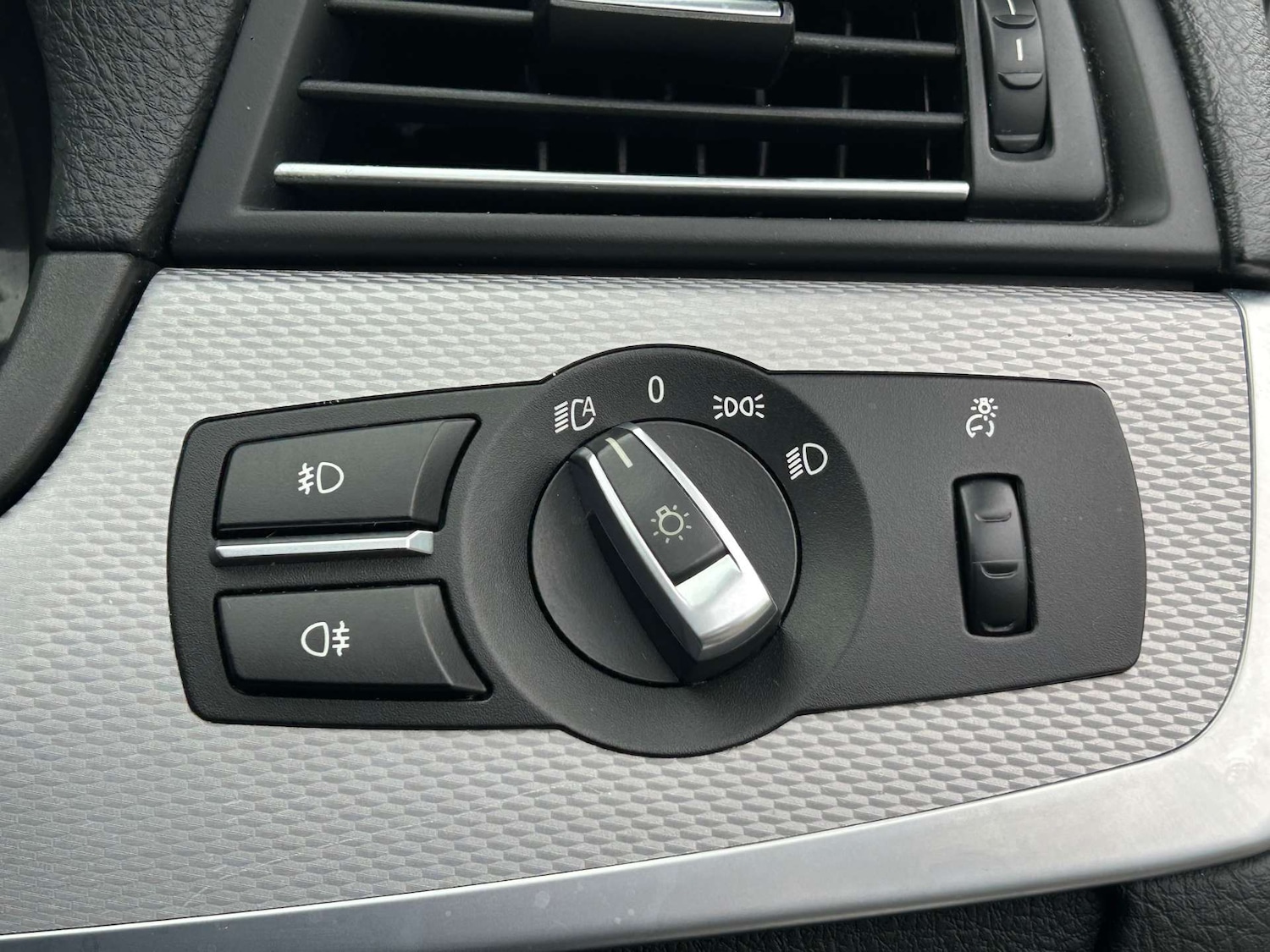 Used BMW 5 Series 2012 for sale - 73653428: Photo 39