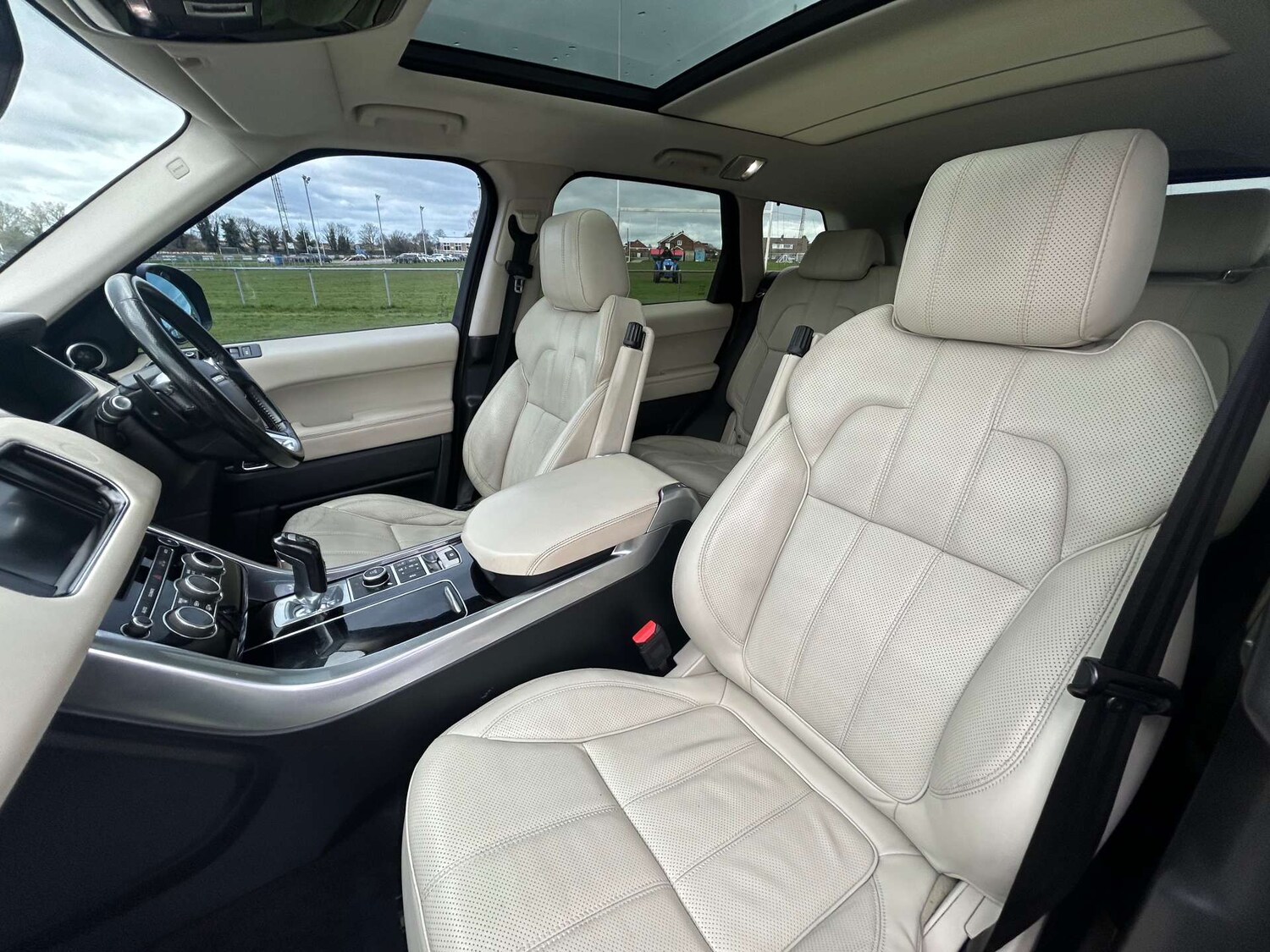 Used Land Rover Range Rover Sport 2015 for sale - 78108322: Photo 31