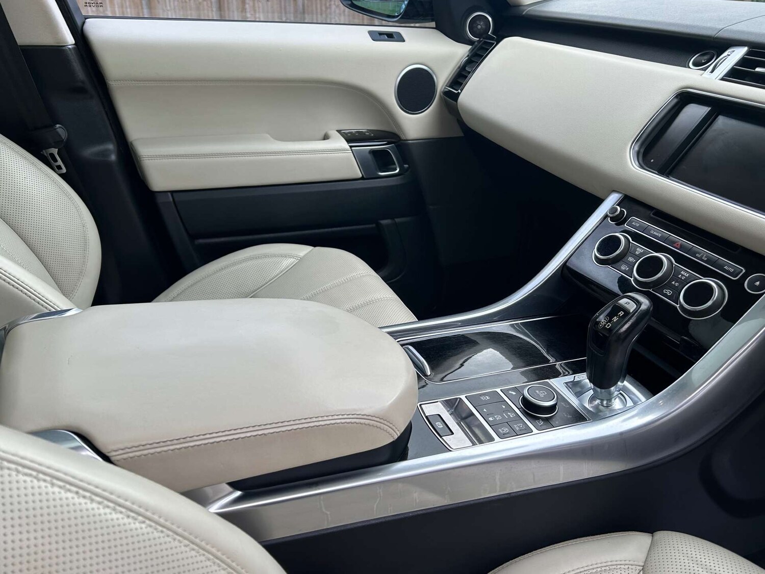 Used Land Rover Range Rover Sport 2015 for sale - 78108322: Photo 41