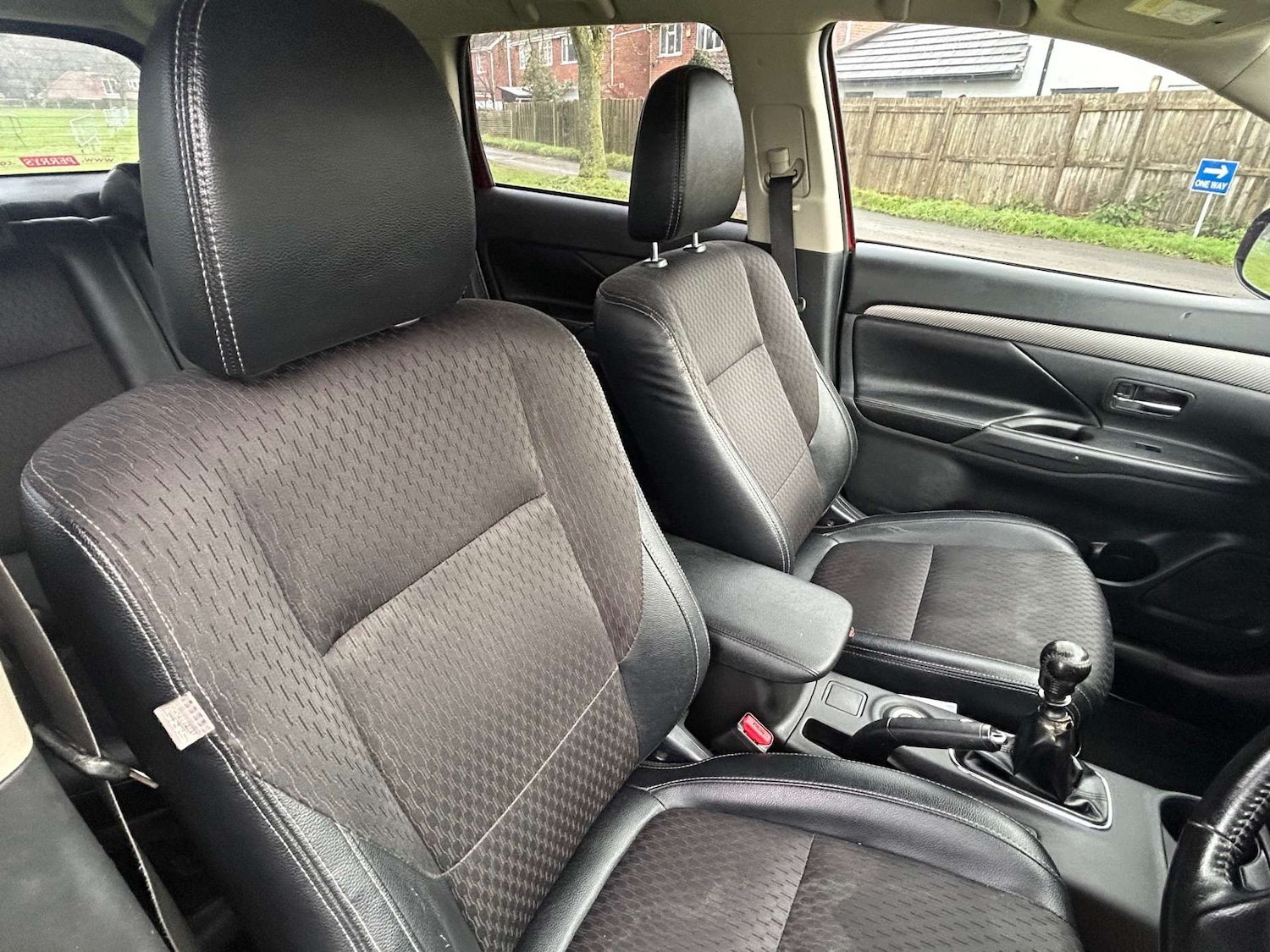 Used Mitsubishi Outlander 2015 for sale - 77303958: Photo 25