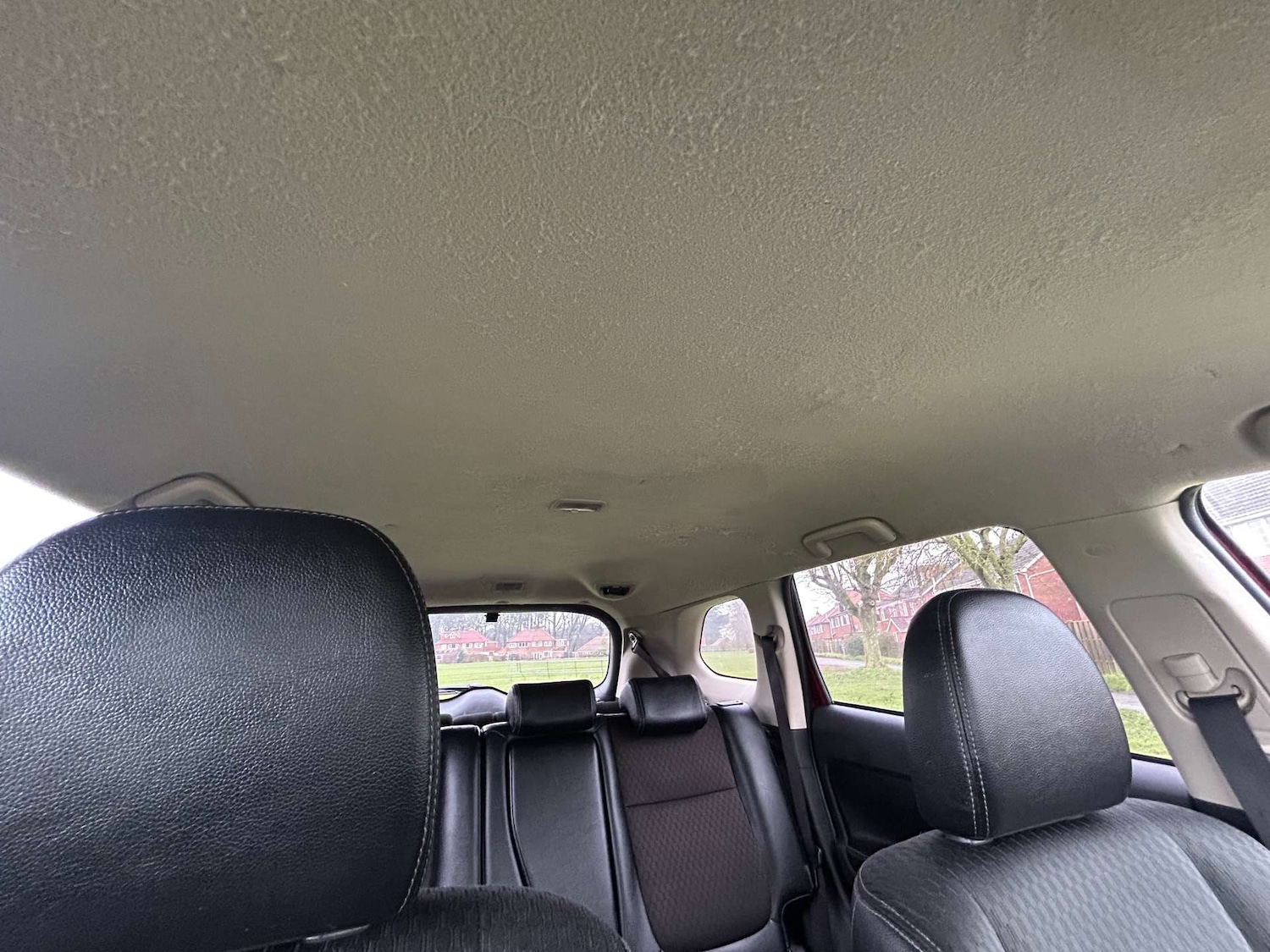 Used Mitsubishi Outlander 2015 for sale - 77303958: Photo 35