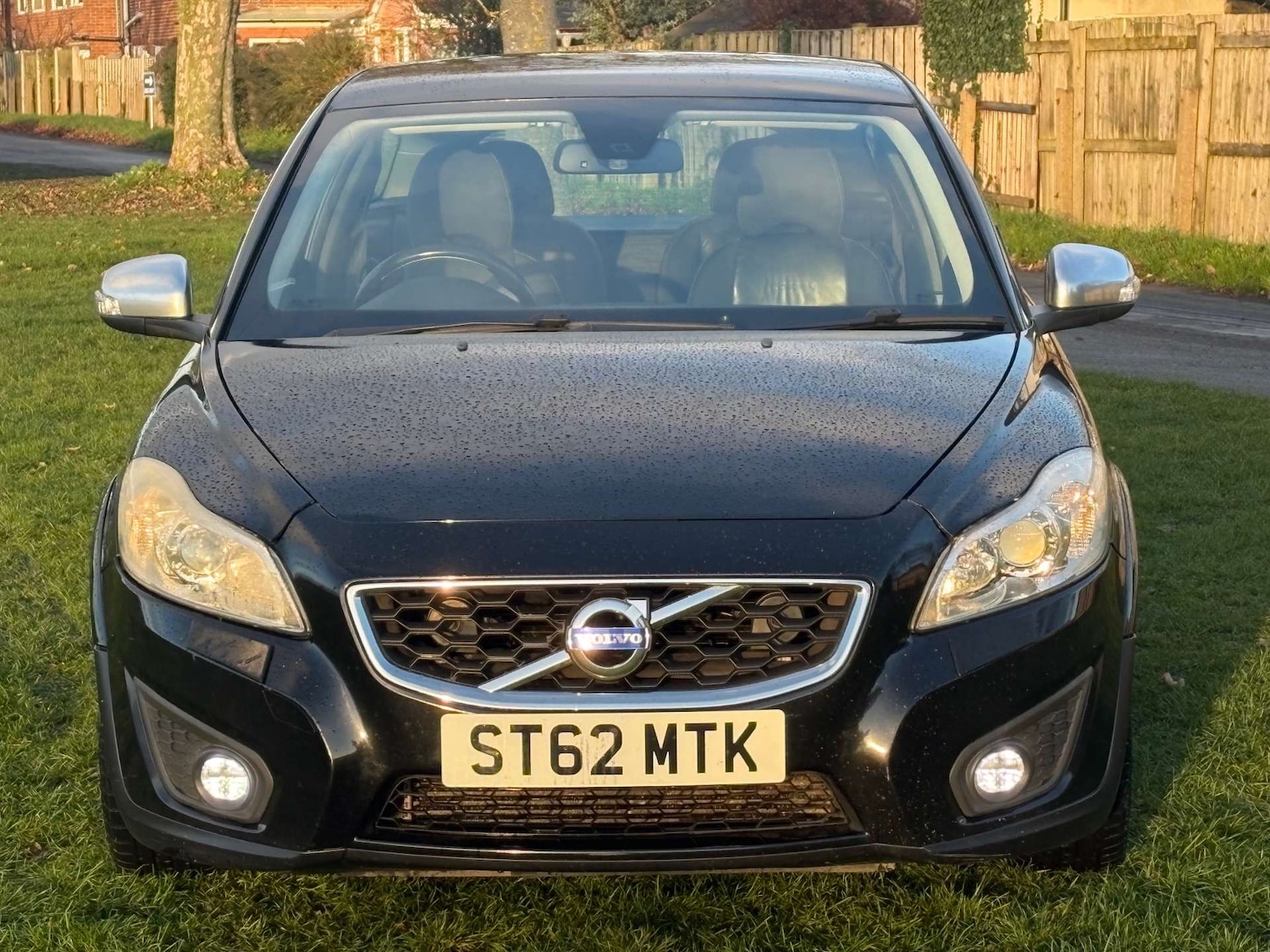 Used Volvo C30 2012 for sale - 76686712: Photo 2