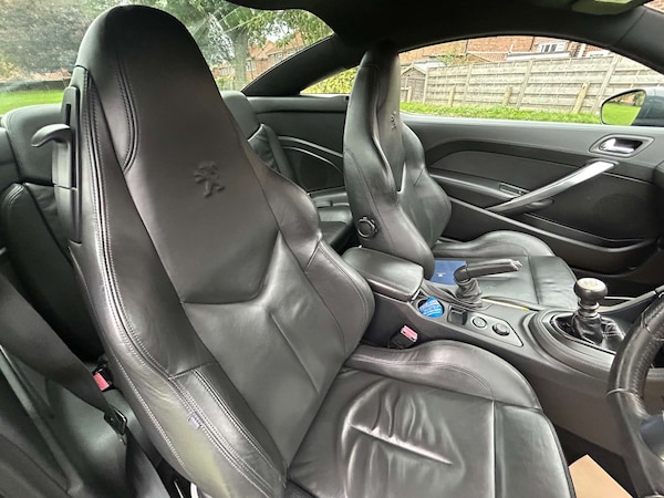 Used Peugeot RCZ 2011 for sale - 76231891: Photo 22