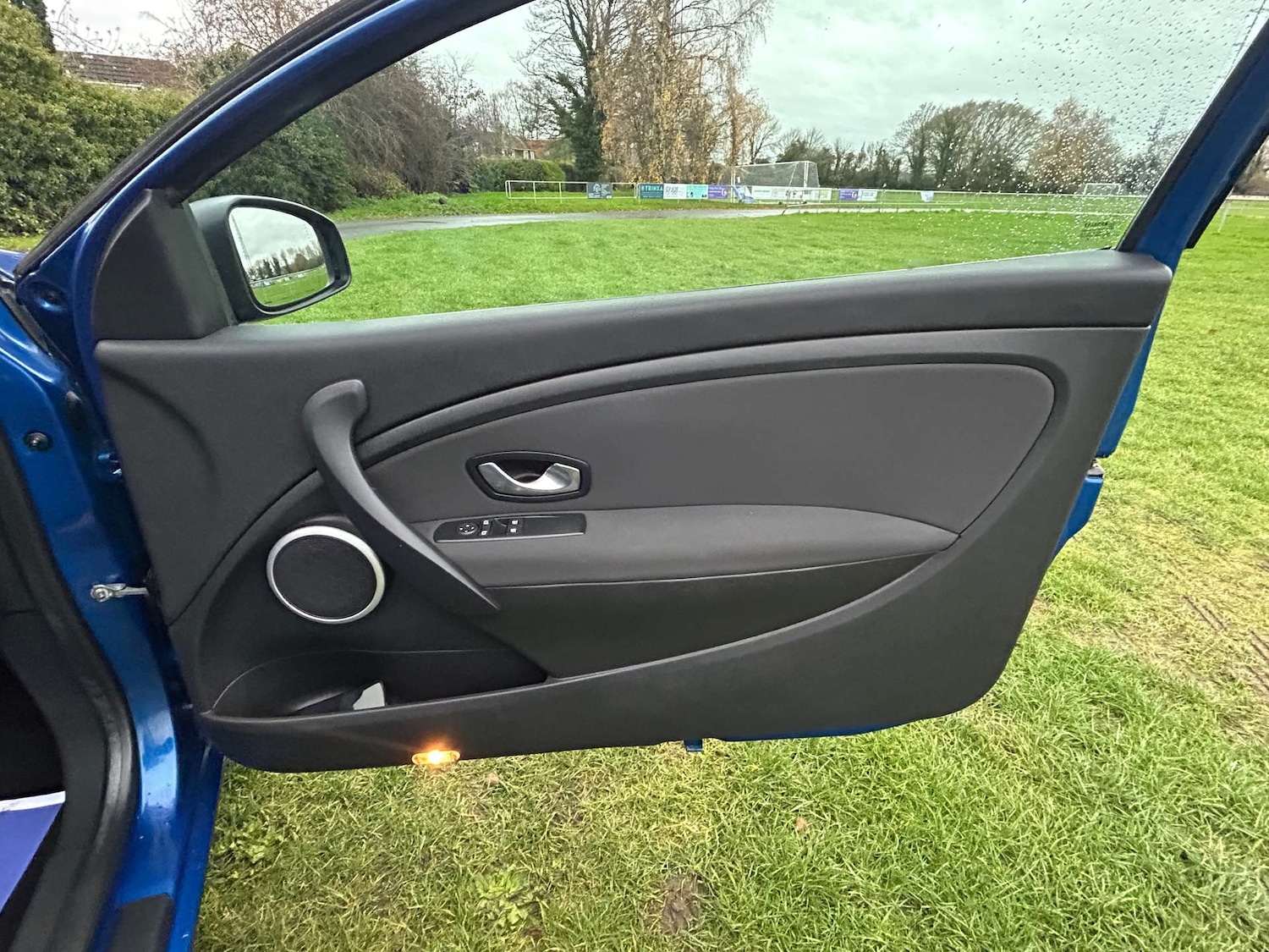 Used Renault Megane 2009 for sale - 76762558: Photo 15