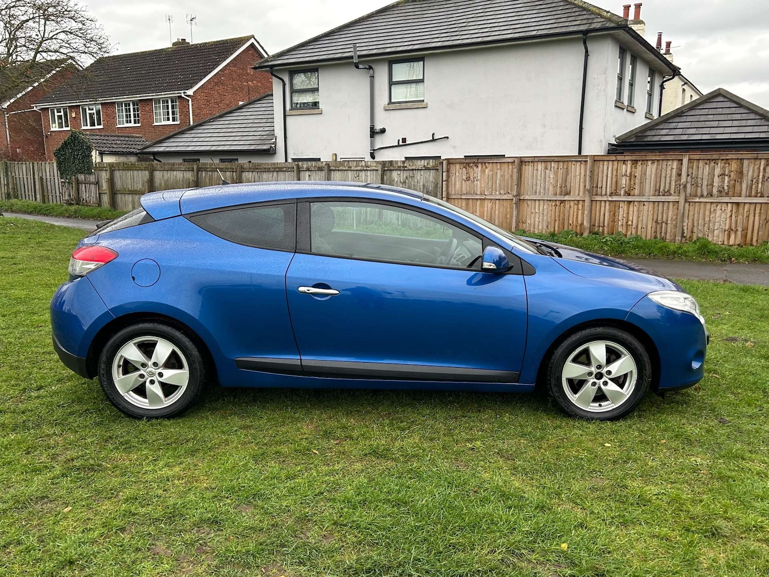 Used Renault Megane 2009 for sale - 76762558: Photo 4
