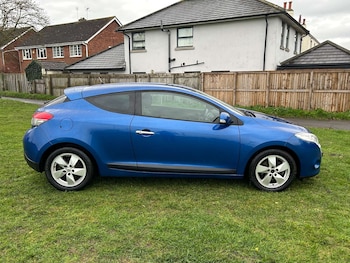 Used Renault Megane 2009 for sale - 76762558: Photo