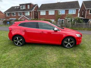 Used Volvo V40 2017 for sale - 74870854: Photo